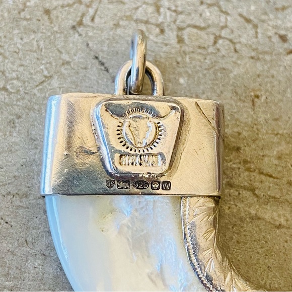 ♥️ Gypsy Silver ♥️ Sterling Silver & MOP Hand Stamped Horseshoe Pendant - Picture 5 of 7